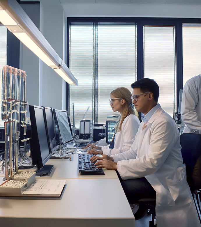 Empresa familiar especializada en el suministro de material médico desde 1984